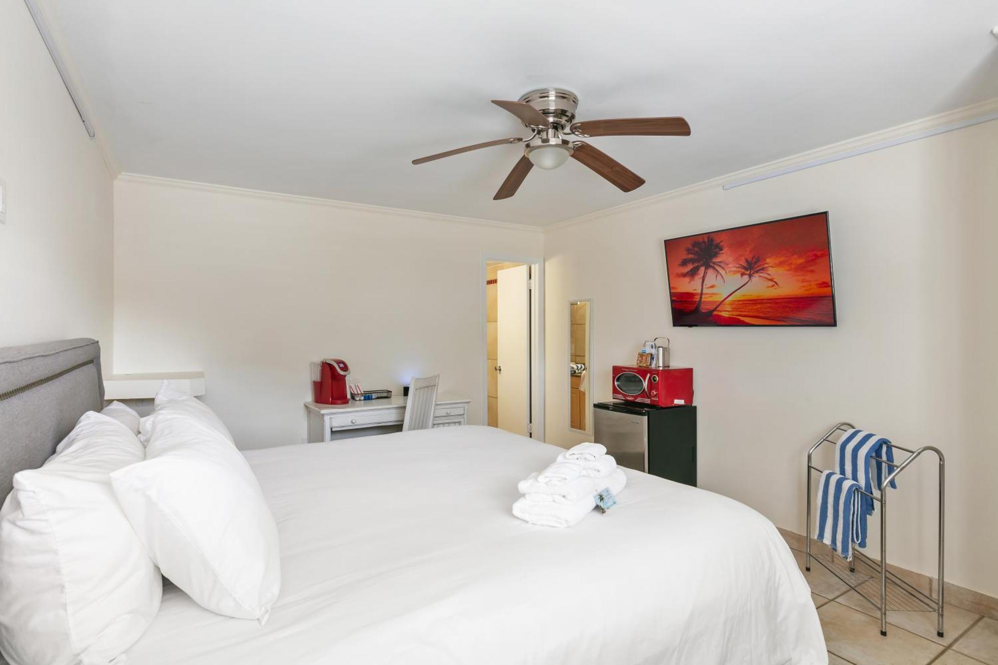 Siesta Key Beach Resort And Suites Сарасота Экстерьер фото